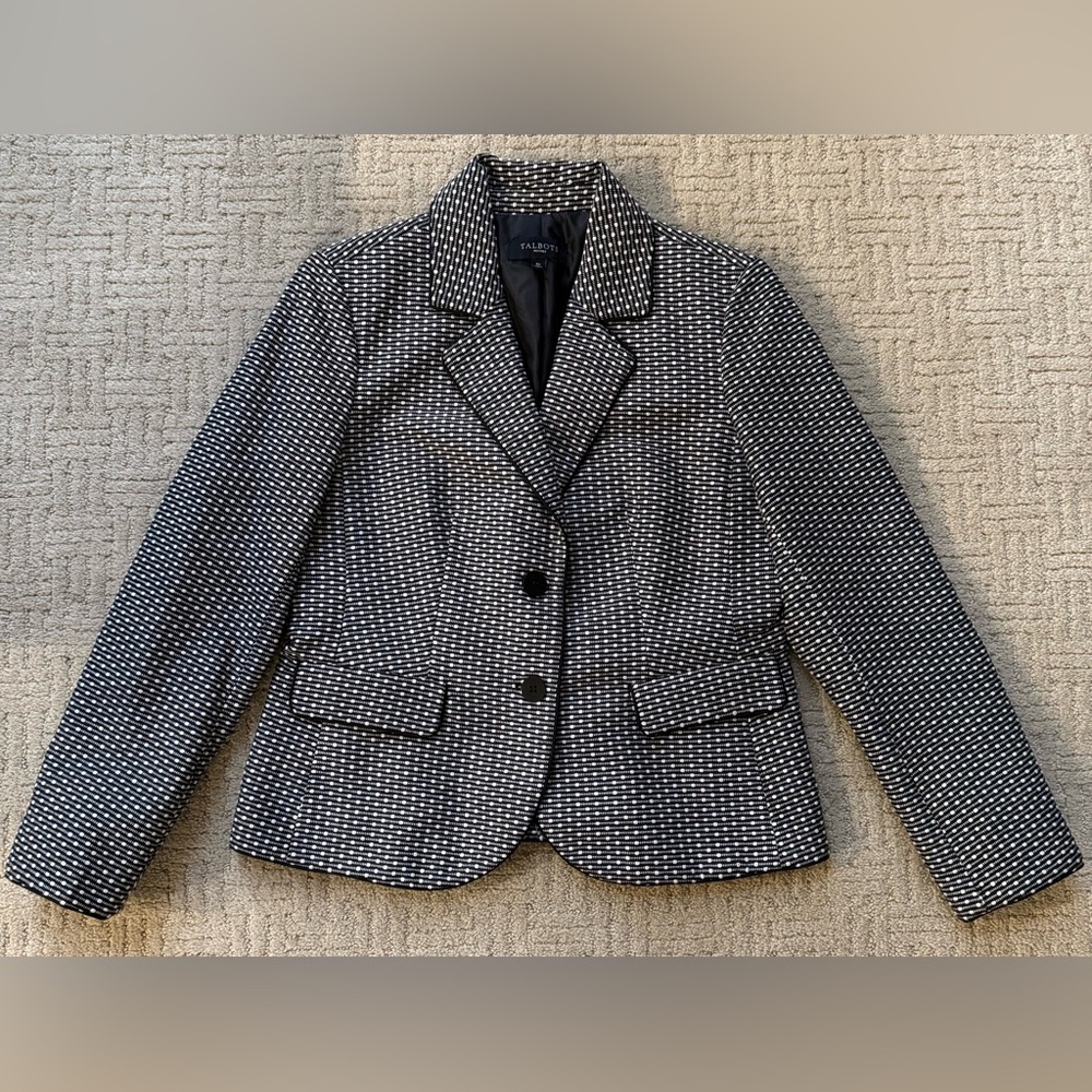 (SOLD) Talbots Petite Tweed-Like 2 Button Blazer (8p)